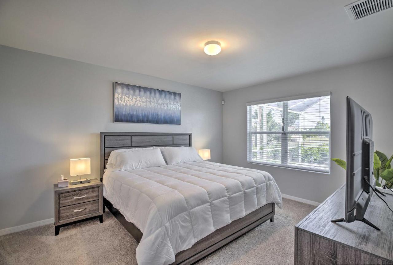 Modern Home With Heated Pool, 3 Mi To Beach Cape Coral Exteriör bild