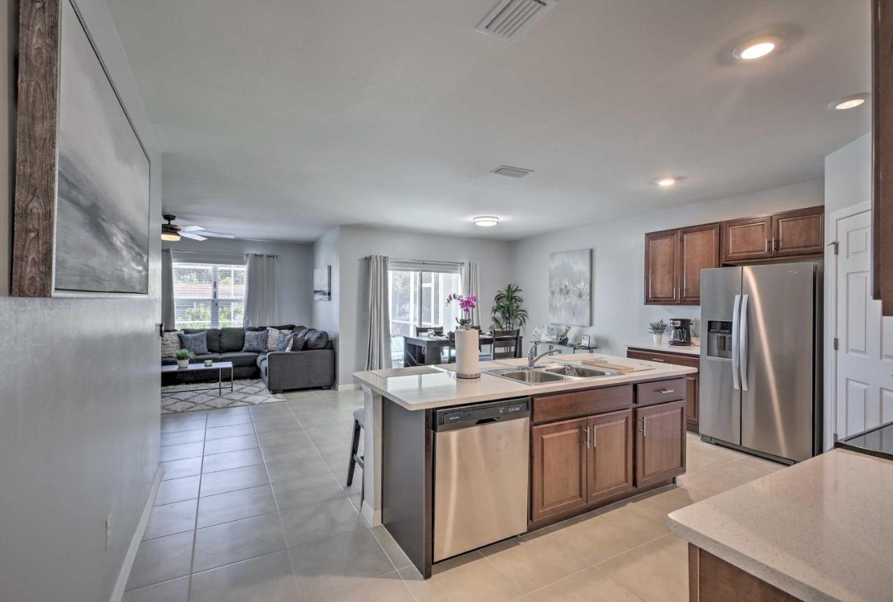 Modern Home With Heated Pool, 3 Mi To Beach Cape Coral Exteriör bild