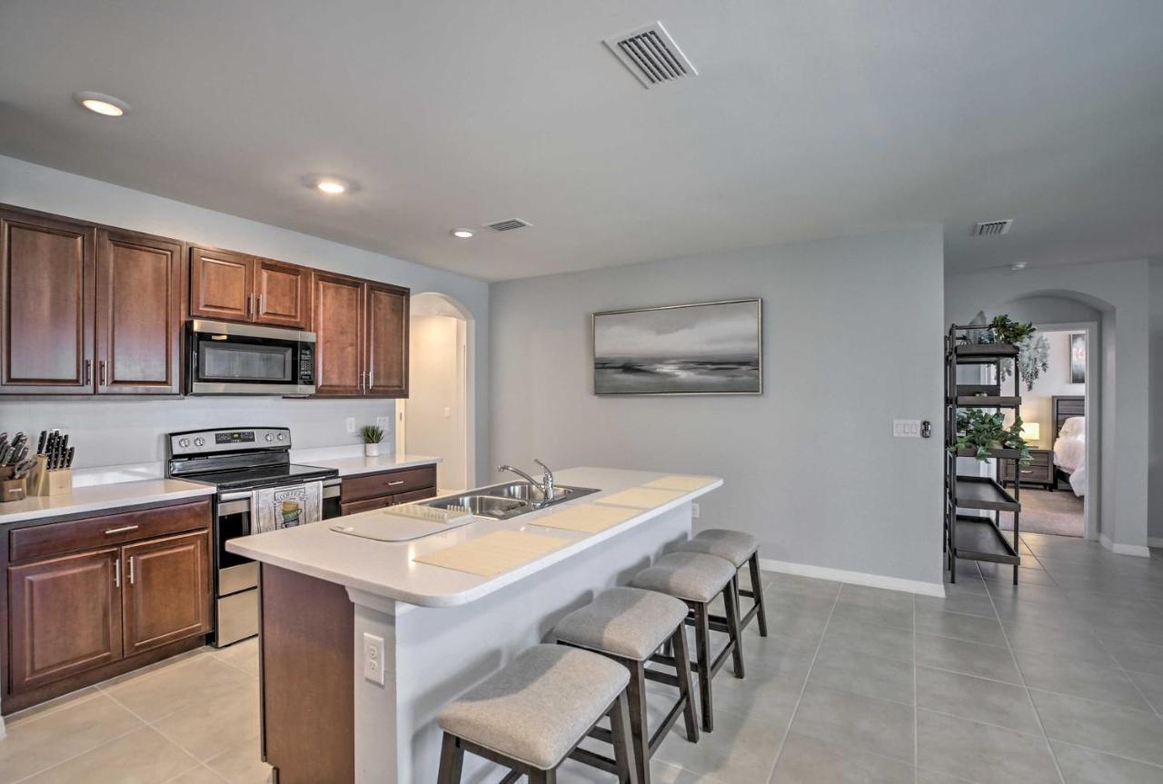 Modern Home With Heated Pool, 3 Mi To Beach Cape Coral Exteriör bild