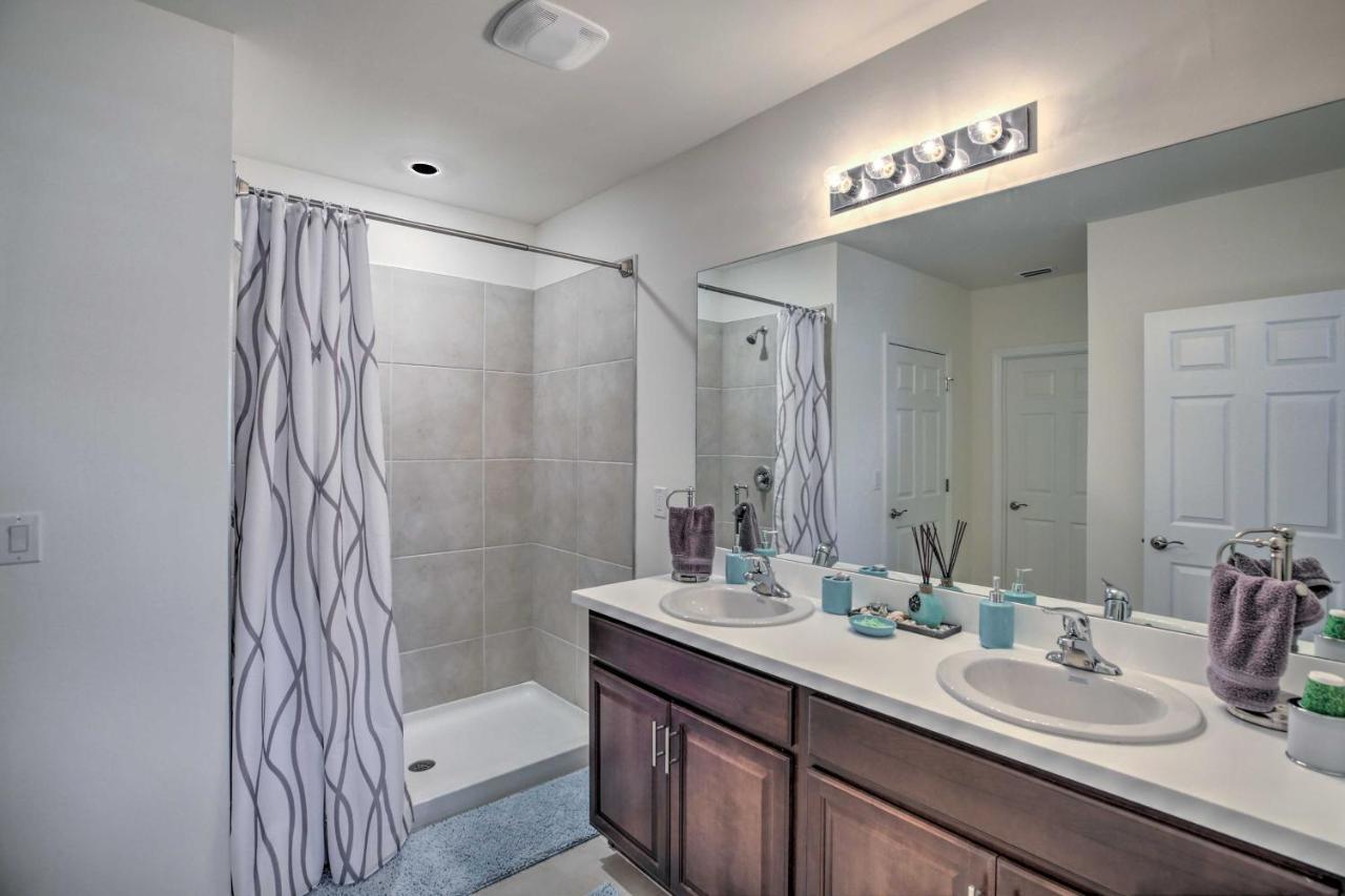 Modern Home With Heated Pool, 3 Mi To Beach Cape Coral Exteriör bild